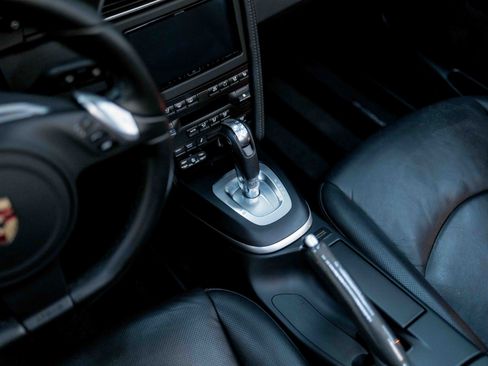 Used 2011 Porsche 911 Turbo S image 51