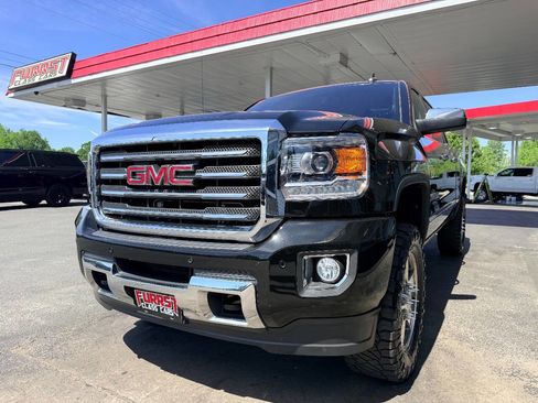 Used 2016 GMC Sierra 2500 SLT w/ Duramax Plus Package image 15