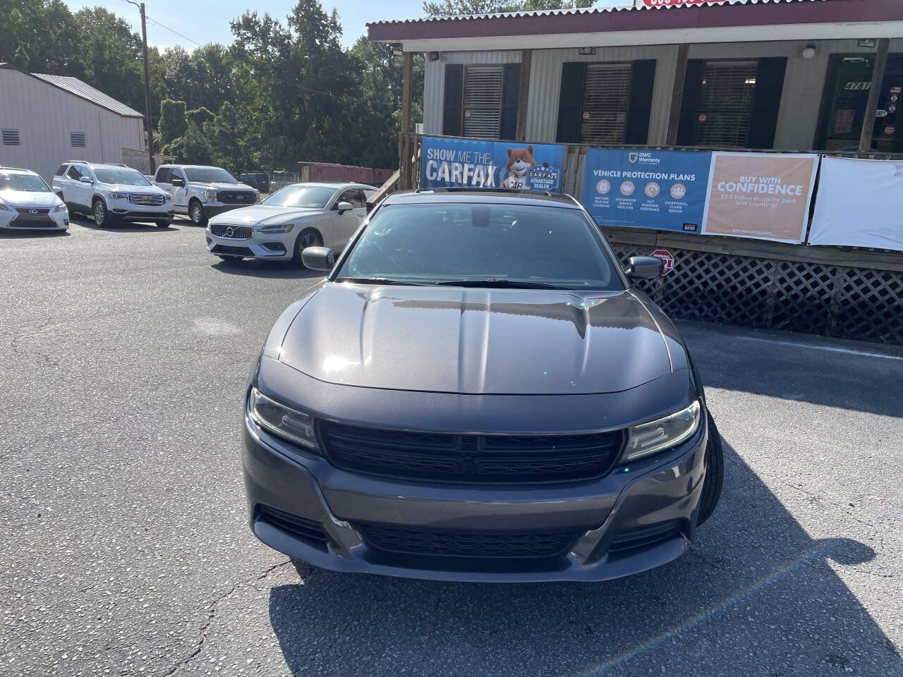 Used 2020 Dodge Charger SXT w/ Leather Interior Group RWD image 2