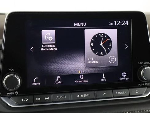 Used 2023 Nissan Rogue SV FWD image 30