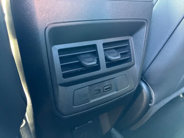 New 2026 Chevrolet Colorado ZR2 w/ Technology Package AWD/4WD image 18