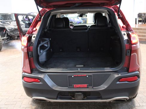 Used 2017 Jeep Cherokee Limited w/ Trailer Tow Group image 10