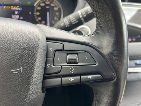 Used 2019 Cadillac XT4 Luxury image 25