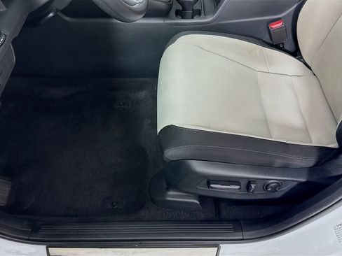 Certified 2025 Honda CR-V EX image 18