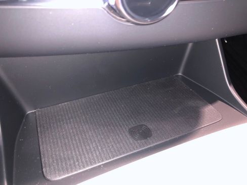 New 2026 Volvo XC90 B6 Plus w/ Protection Package Premier image 26