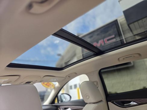 Certified 2023 Buick Envision Avenir image 31