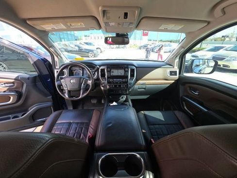 Used 2017 Nissan Titan Platinum Reserve image 26