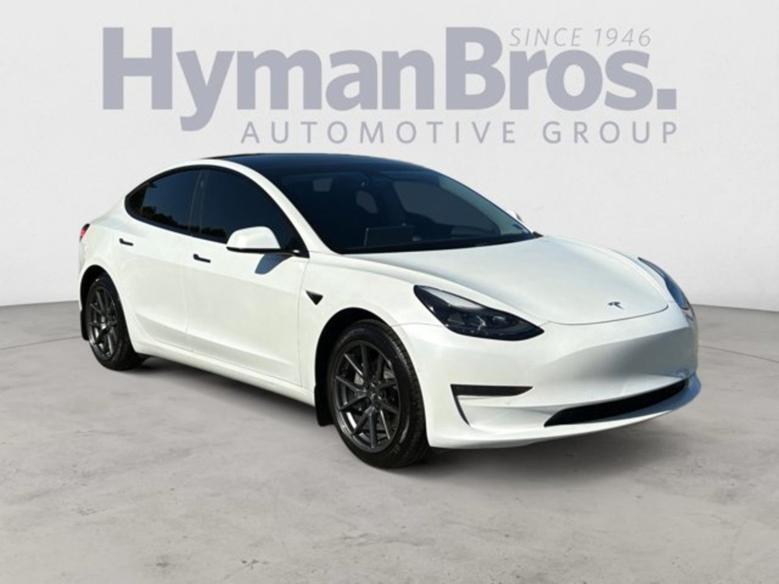 Used 2022 Tesla Model 3 Long Range AWD/4WD image 1