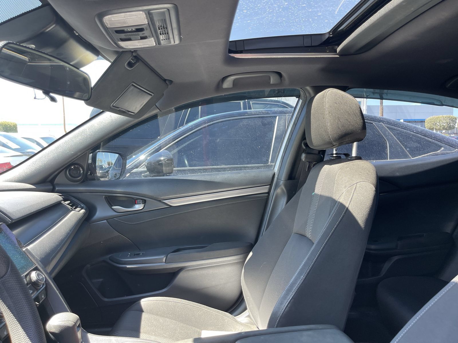 Used 2019 Honda Civic EX image 10