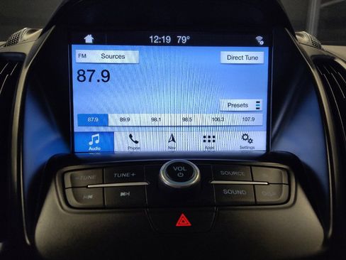 Used 2018 Ford Escape SEL image 25