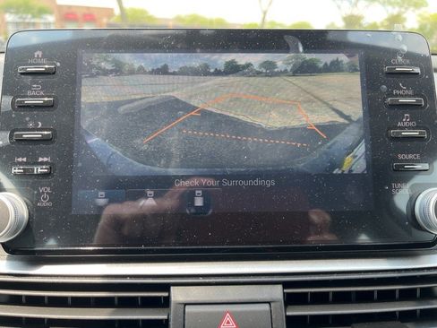 Used 2021 Honda Accord LX image 22