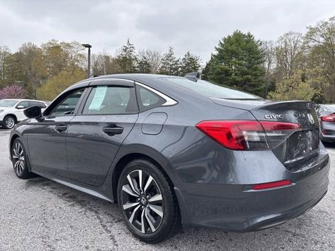 Used 2023 Honda Civic EX image 2