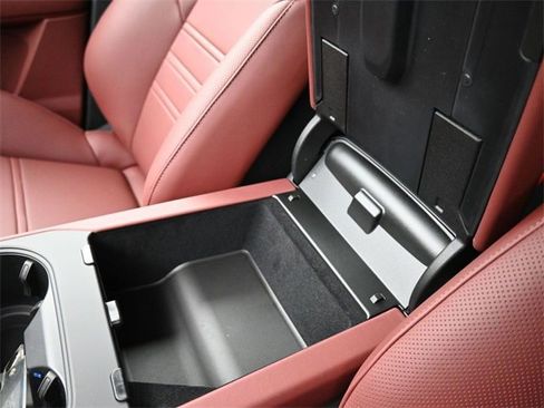 New 2025 Porsche Cayenne Turbo image 20