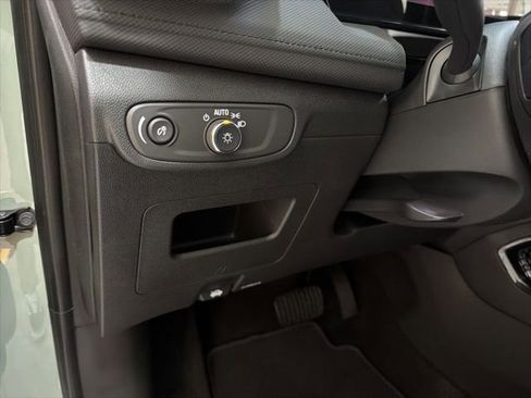 New 2026 Chevrolet TrailBlazer LT w/ Midnight Edition FWD image 10