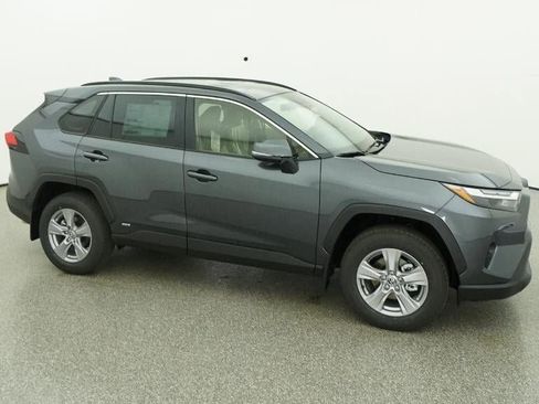 New 2025 Toyota RAV4 XLE image 12