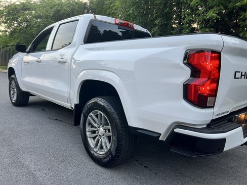 Used 2025 Chevrolet Colorado LT w/ Advanced Trailering Package RWD image 98