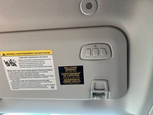 Certified 2023 Ford Escape Platinum AWD/4WD image 33
