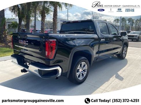 Used 2024 GMC Sierra 1500 SLT image 4