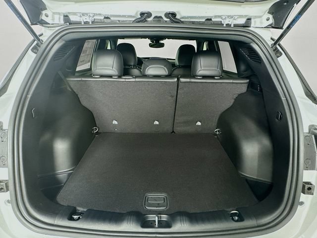 New 2026 Jeep Compass Latitude AWD/4WD image 25