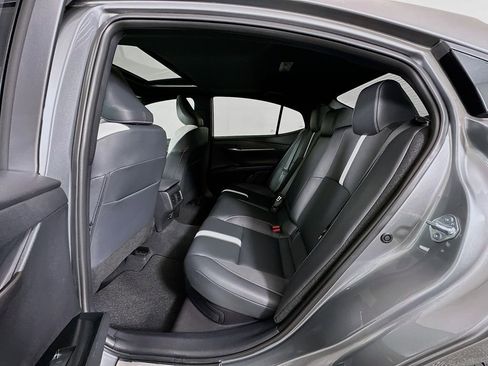 Used 2025 Toyota Camry SE image 24