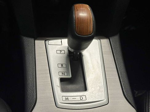 Used 2014 Subaru Outback 2.5i Limited AWD/4WD image 16