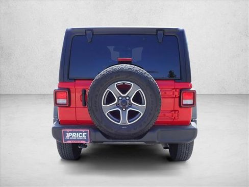 Used 2022 Jeep Wrangler Unlimited Sport AWD/4WD image 3