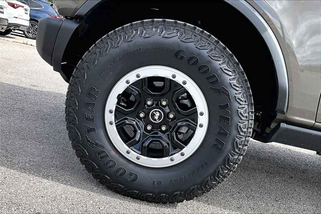 Used 2026 Ford Bronco Badlands AWD/4WD image 11