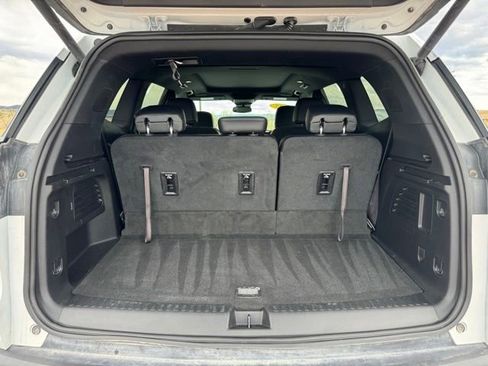 Certified 2025 GMC Acadia AT4 w/ LPO, Floor Liner Package AWD/4WD image 22