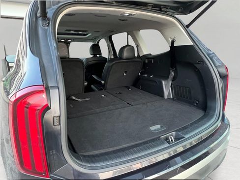 Used 2025 Kia Telluride S AWD/4WD image 38