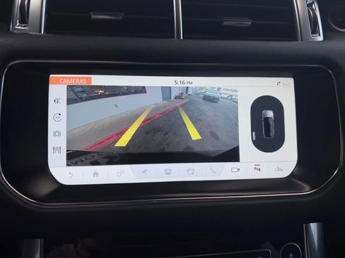 Used 2017 Land Rover Range Rover Sport HSE image 20