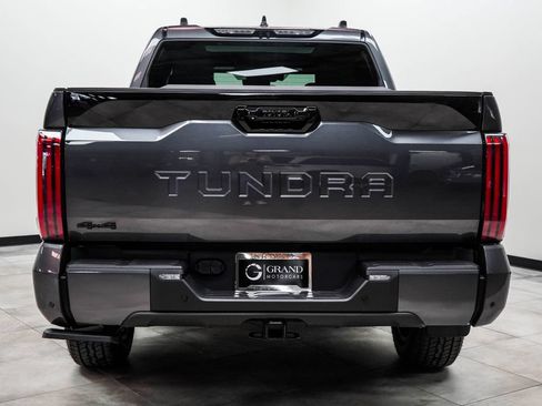 Used 2026 Toyota Tundra Platinum w/ TRD Off-Road Package AWD/4WD image 9