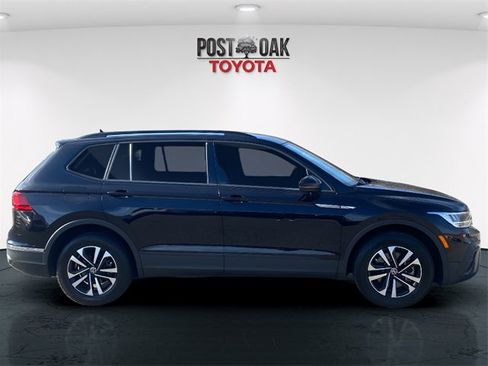 Used 2023 Volkswagen Tiguan S image 8