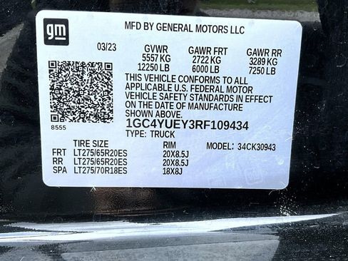 Used 2024 Chevrolet Silverado 3500 LTZ w/ LTZ Convenience Package AWD/4WD image 25