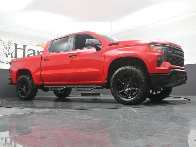 Used 2023 Chevrolet Silverado 1500 Custom Trail Boss w/ LPO, Dark Essentials Package AWD/4WD image 2
