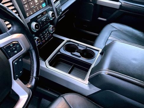 Used 2019 Ford F350 Platinum image 19