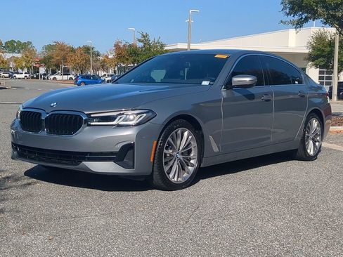 Used 2023 BMW 530i w/ Premium Package image 2