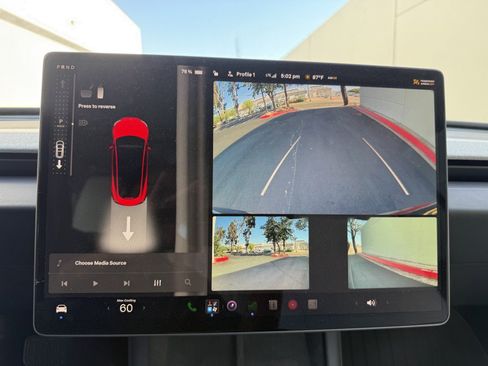 Used 2025 Tesla Model 3 RWD image 17