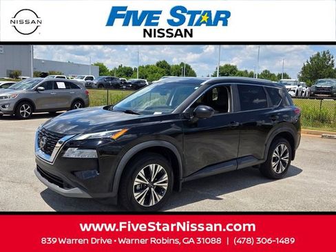 Used 2023 Nissan Rogue SV w/ SV Premium B Package FWD image 3