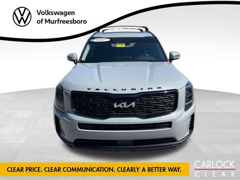 Used 2022 Kia Telluride EX w/ EX Premium Package AWD/4WD image 3