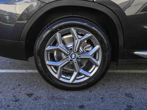 Used 2025 BMW X4 xDrive30i image 8