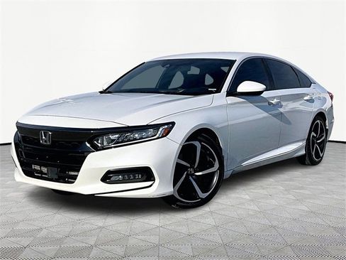 Used 2019 Honda Accord Sport image 3