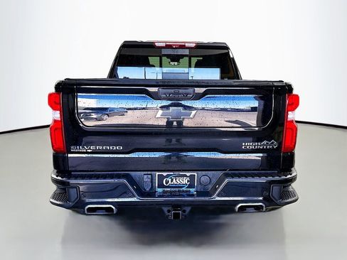 Used 2023 Chevrolet Silverado 1500 High Country w/ Technology Package image 6