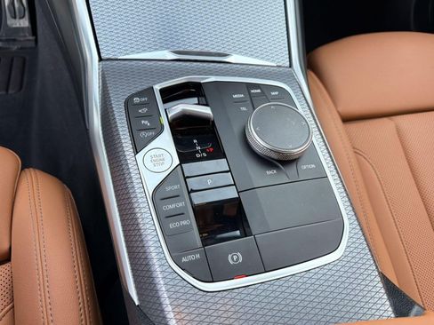 Certified 2025 BMW M340i Sedan image 17