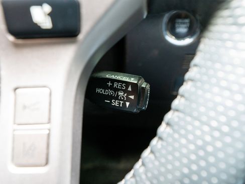 Used 2020 Toyota 4Runner SR5 Premium w/ Moonroof Package image 27