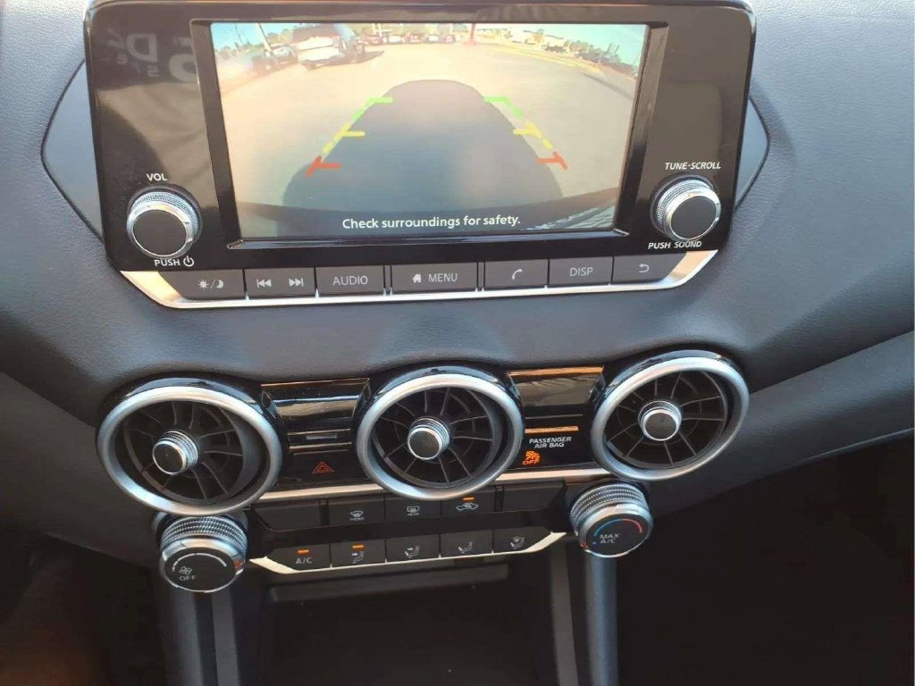 Used 2025 Nissan Sentra S FWD image 16