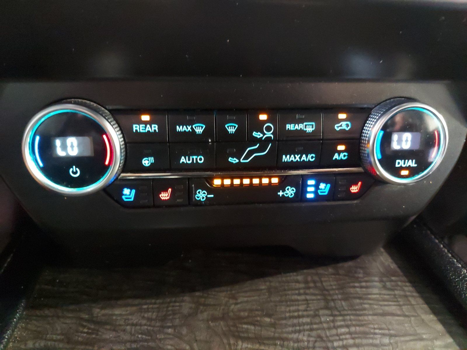 Used 2020 Ford Expedition Max Limited w/ Equipment Group 301A AWD/4WD image 18