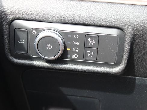 Used 2022 Ford Explorer Limited RWD image 23