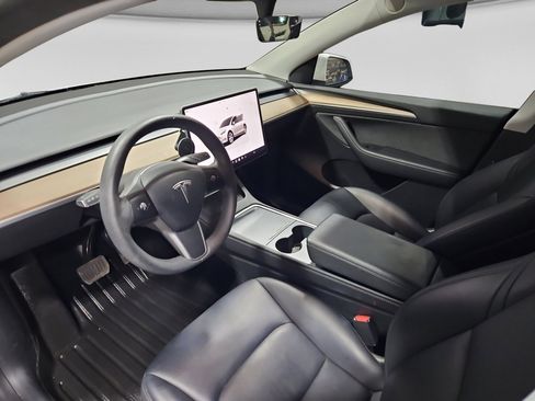 Used 2023 Tesla Model Y Long Range AWD/4WD image 16