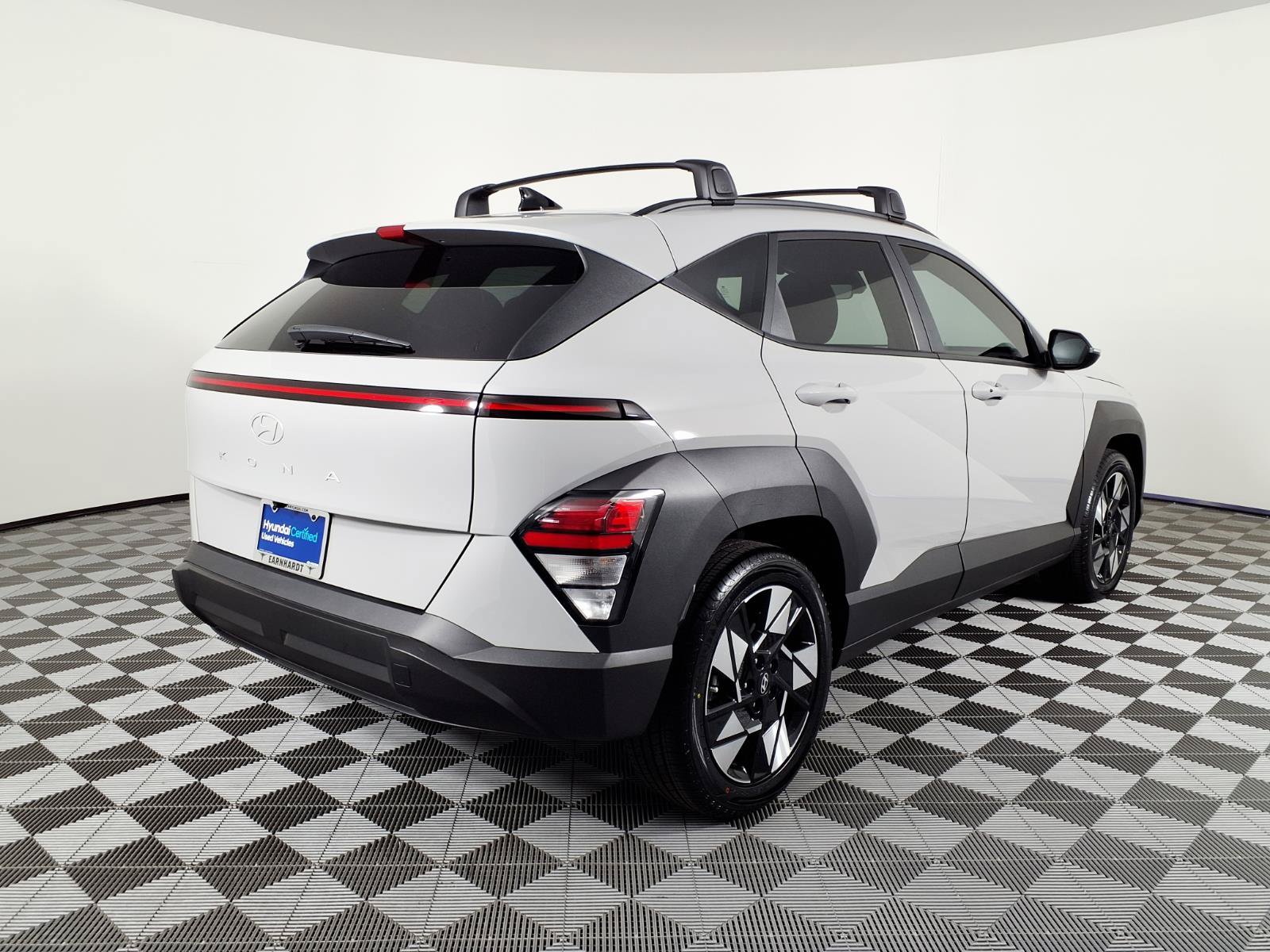 Certified 2024 Hyundai Kona SEL FWD image 4