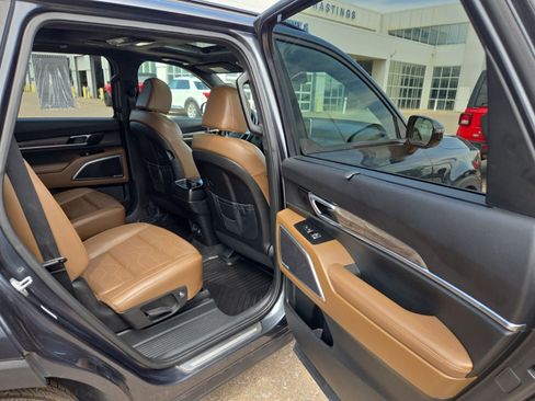 Used 2022 Kia Telluride SX w/ SX Prestige Package AWD/4WD image 48
